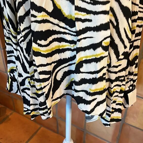 Zara Zebra Print Blouse, L! - Picture 3 of 8